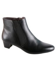 low heeled leather ankle boot black