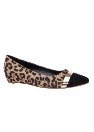 leopard gold banded pump beige